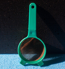 The tools and materials for making tea in the morning are very simple. can be used for tea-based beverage products. consumption of tea can provide a sense of comfort to the body.