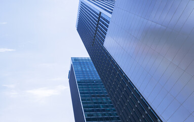 Fototapeta na wymiar modern office building in sky