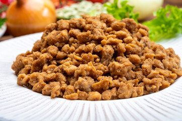 Vegetarian minced meat imitation made from grains, soybeans, vegetables and legumes