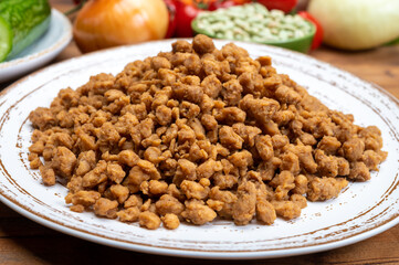 Vegetarian minced meat imitation made from grains, soybeans, vegetables and legumes