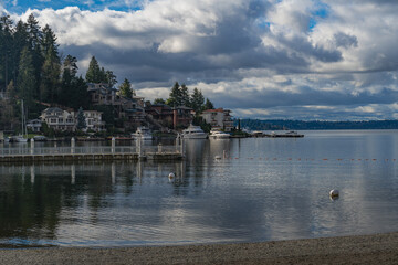 Obraz premium 2021-05-09 MEYDENBAUER BAY LOOKING ONTO LAKE WASHINGTON