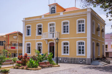 Fototapeta na wymiar Ayuntamiento en la Villa de Pombas del Valle de Paul en la isla de Santo Antao, Cabo Verde