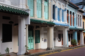 Fototapeta na wymiar Colorful houses on the island of Singapore.