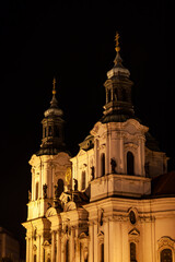 Fototapeta na wymiar St. Nicholas Church Prague