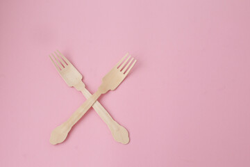 Wooden cutlery