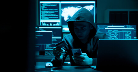 Hacker fraudulently use credit card