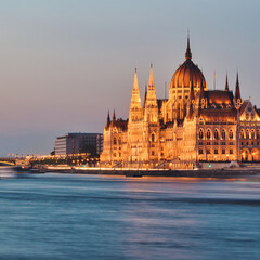 Obraz na płótnie Canvas Beautiful building of Parliament in Budapest, Hungary, a popular travel destination at sunset