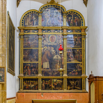retablo del Sagrado Nombre de Jesús 1578, obra de Gaspar Oms, iglesia de  Santa Maria la Major, Inca, Mallorca, balearic islands, Spain