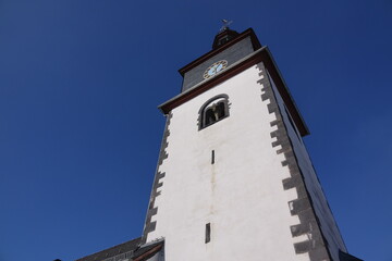 Fototapeta na wymiar Kirche in Muschenheim