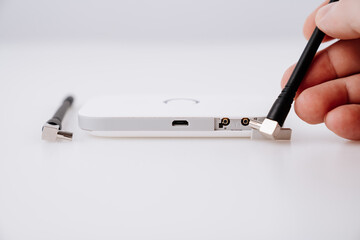 the antenna is connected to mobile modem. device has SIM card supported by 4G