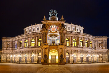 Fototapeta na wymiar Semper Opera House (Semperoper) at night, Dresden, Saxony, Germany