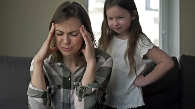 Problems of raising children. Woman cannot cope with a capricious child.
