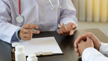 A male doctor provides consultation and treatment, soothes patients in ambulances.