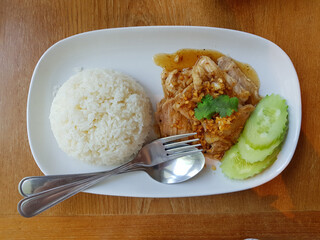 Fried Pork with Garlic