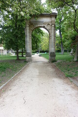 Arcade du Parc Monceau