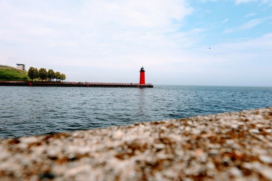 Lighthouse on the lake 