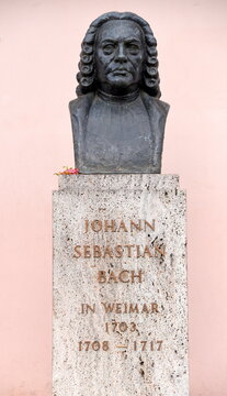 Bach-Denkmal auf dem Platz der Demokratie