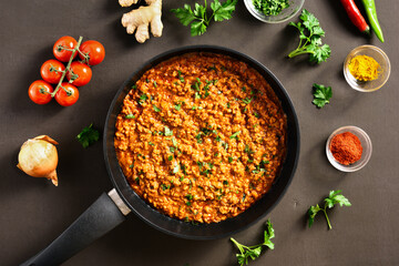 Keema curry in frying pan