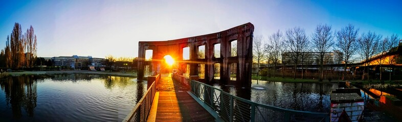 Sonnenaufgang im Bürgerpark in Saarbrücken