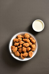 Crispy fried breaded chicken bites