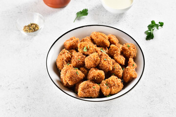 Crispy fried breaded chicken bites