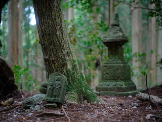 熊野古道の石像