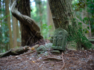 熊野古道の石像