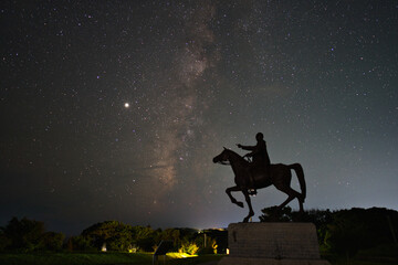和歌山県串本町 樫野埼灯台の満天の星空