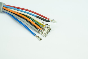 【電線加工】端子付きの電線【工業】