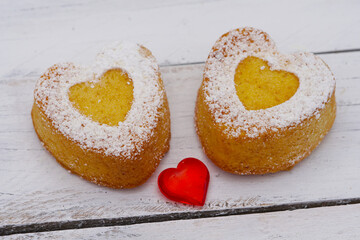 Little heart cake for lovers