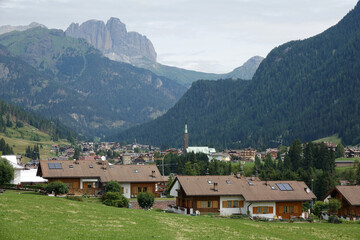 Fototapeta na wymiar Vigo di Fassa in den Dolomiten
