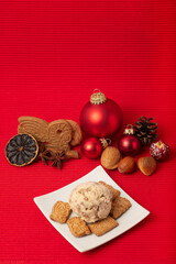 Spekulatiuseis als Weihnachtseis zu Weihnachten