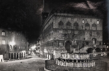 Perugia Corso Vannucci and Piazza IV Novembre at night in the 1950s