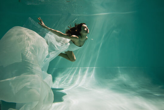 Girl Underwater Dress