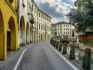 Fototapeta na wymiar Glimpse of Treviso, a historic town in Italy