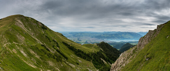 Panorama Aussicht von der Walalp Richtung Thun und Umgebung