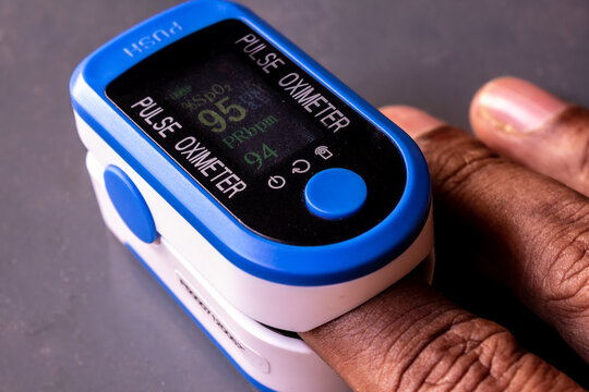 Pulse oximeter device used to measure blood oxygen saturation along with heart rate. O2 Monitor Finger for Oxygen