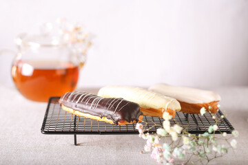 eclair cake misc is on the table