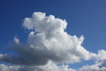 Fototapeta na wymiar nuages 