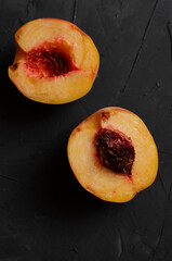 peach ice cream with bisquits