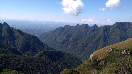 Cânion da Ronda em Bom Jardim da Serra fica 1.448 metros de altitude e proporciona um visão ampla...