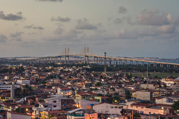 Obraz premium landscape of a bridge on the horizon