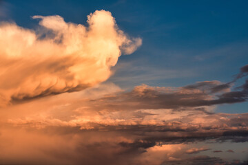 Fantastic sunset clouds, perfect for cloud replacement.  - 433172073