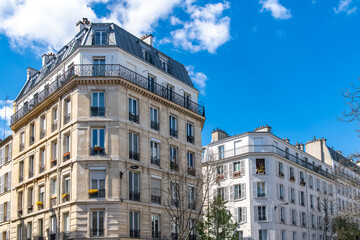Fototapeta na wymiar Paris, typical building boulevard Parmentier, in the 11th arrondissement, typical parisian facade 