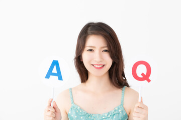 Q&Aシリーズ　Q&A両方出す女性