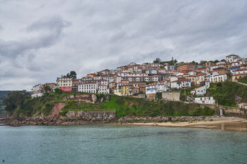 Fototapeta na wymiar Lastres, (Llastres). Picturesque town belonging to the council of Colunga in Asturias (Asturies). Beautiful town with a great seafaring tradition.