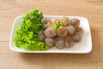 Steamed Tapioca Dumplings with Pork