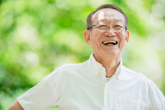 おじいちゃん」の写真素材 | 878,155件の無料イラスト画像 | Adobe Stock 