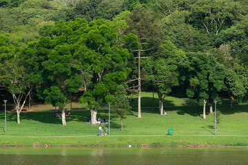 Parque São Lourenço represa o rio Belém próximo à sua nascente. Importante área de lazer em Curitiba, Paraná, Brasil.