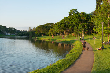 Parque São Lourenço, importante área verde em Curitiba, Paraná, Brasil